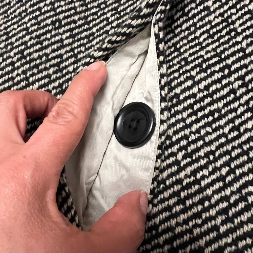 Gap Women's Black & White Jacket Size 12 Wool Blend Cowl unworn w/ small defects - Picture 5 of 12